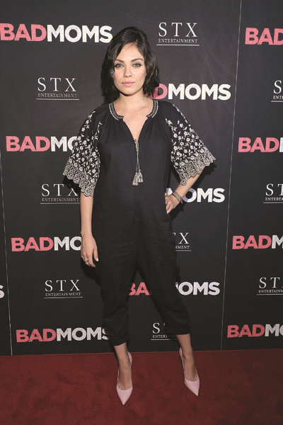 ÇILGIN ANNELER VİZYONDA 