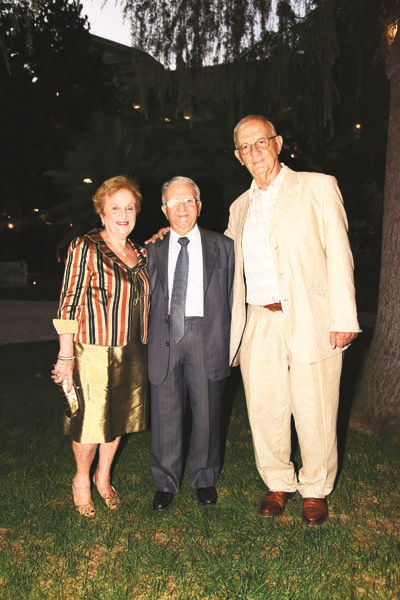 FRANSIZ BAŞKONSOLOSU’NDAN ANLAMLI VEDA YEMEĞİ 