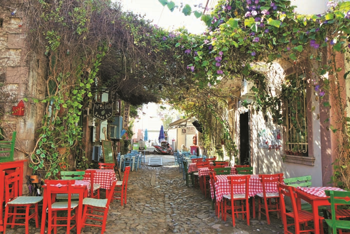 REZZAN BENARDETE, ZEYNEP MUTLU VE AYŞE BOYNERİN LÜKS TERCİHLERİ 