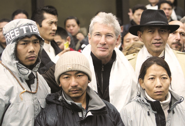 HOLLYWOOD DÜNYASINDA MELEK KANATLI YILDIZLAR