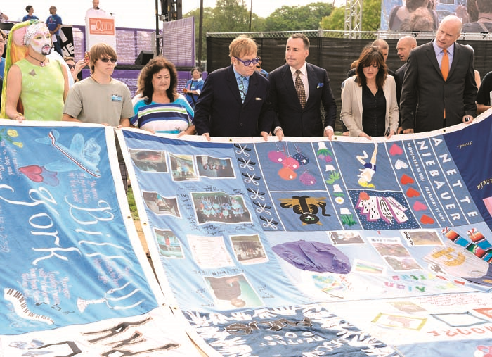 HOLLYWOOD DÜNYASINDA MELEK KANATLI YILDIZLAR