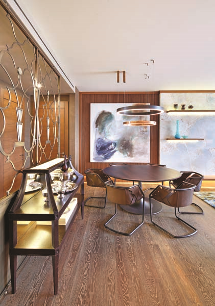 60’LARIN İZİNİ TAŞIYAN BİR EV CENNET KOYU’NA  KARŞI