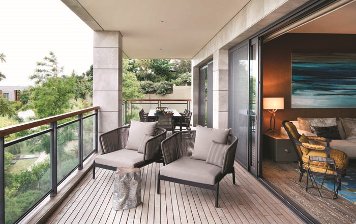 60’LARIN İZİNİ TAŞIYAN BİR EV CENNET KOYU’NA  KARŞI