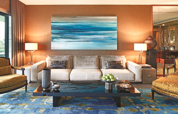 60’LARIN İZİNİ TAŞIYAN BİR EV CENNET KOYU’NA  KARŞI