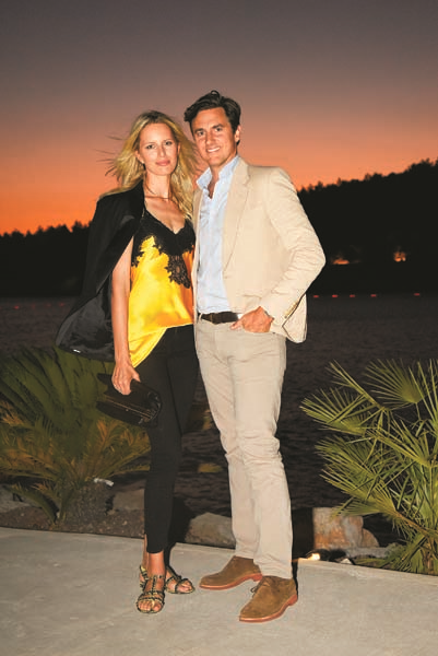 RAHMİ KOÇ VE MUHTAR KENT ONURUNA DAVET 