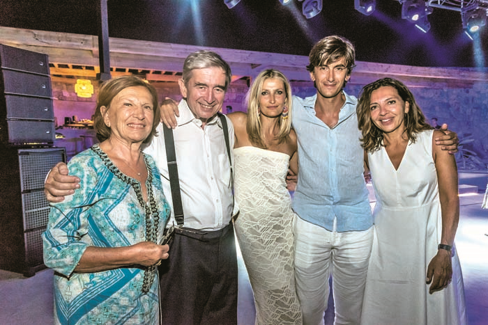 RAHMİ KOÇ VE MUHTAR KENT ONURUNA DAVET 