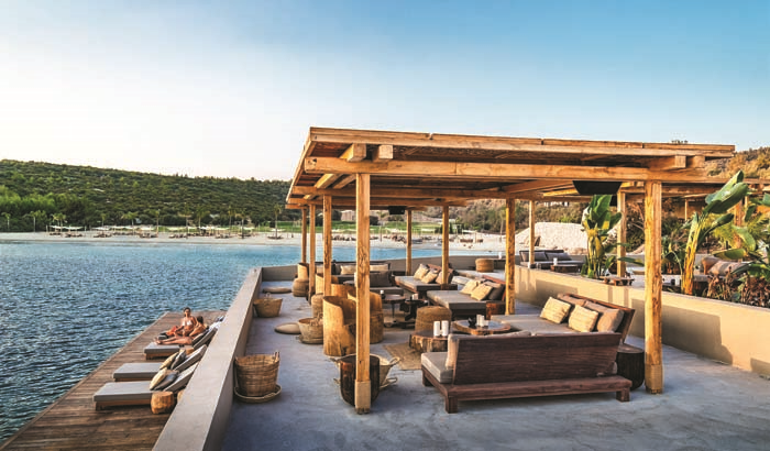 RAHMİ KOÇ VE MUHTAR KENT ONURUNA DAVET 