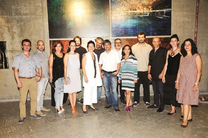 “ÇAĞDAŞ HİKAYELER” SANATSEVERLERİ BULUŞTURDU