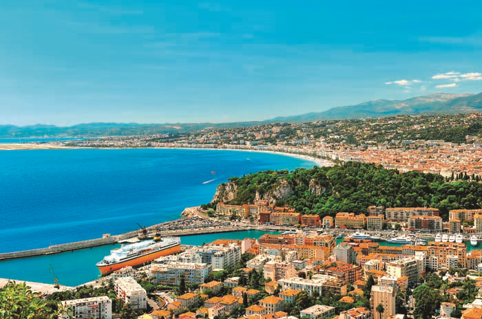 MELİS GORAL LÜKSLERİNİ ALEM'E ANLATTI 