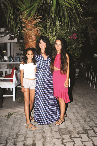 TÜRKBÜKÜ’NDE  BİR YAZ GECESİ