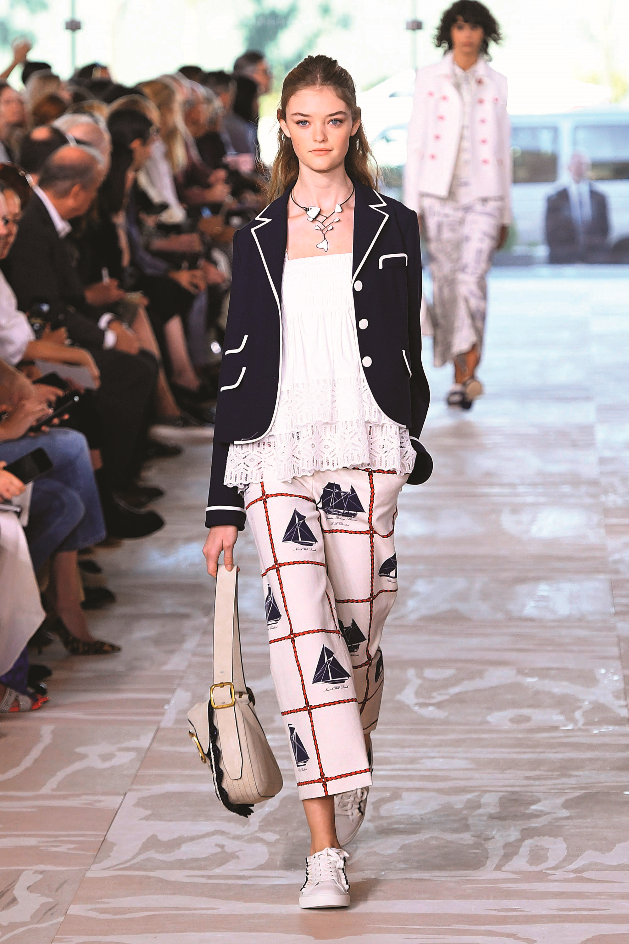 NEW YORK MODA HAFTASINDA ÖNE ÇIKAN DEFİLELER