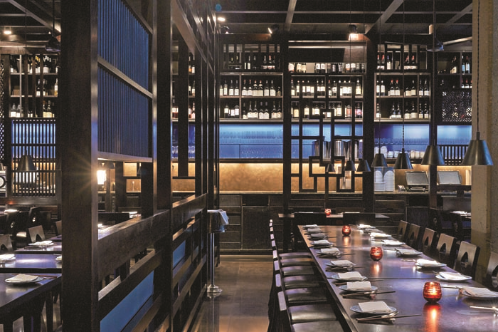 YONCA EBUZZİYA LÜKSLERİNİ ALEM’E ANLATTI