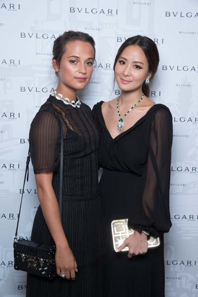 İSPANYOL MERDIVENLERI’NE BULGARI DESTEĞI