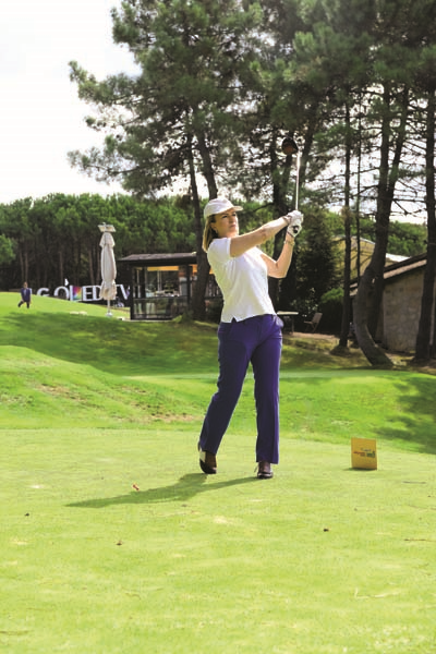 ÜNLÜ GOLFÇÜLERİN TURNUVA HEYECANI 