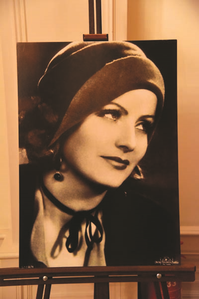 GRETA GARBO  92 YIL SONRA TEKRAR PERA  PALACE’TA