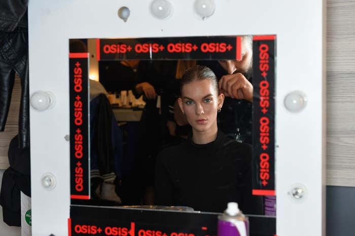 DERYA AÇIKGÖZ DEFİLESİNDEN ÇOK ÖZEL KARELER