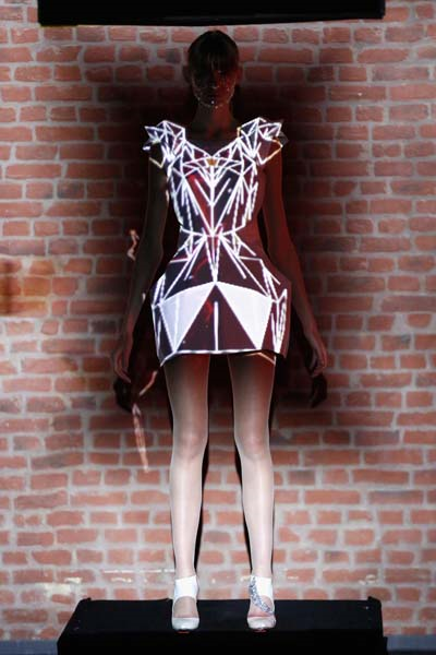 ARZU KAPROLDAN DİJİTAL PERFORMANS