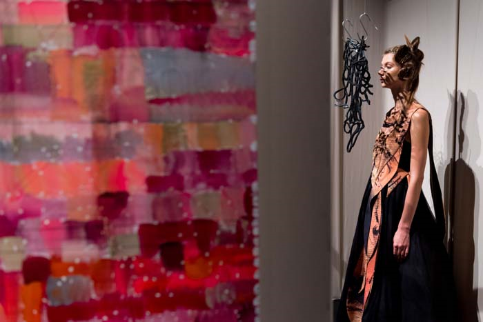 BAHAR KORÇANIN "TOZ" KOLEKSİYONU