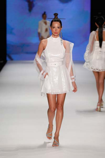 BEYAZIN HAKİMİYETİ