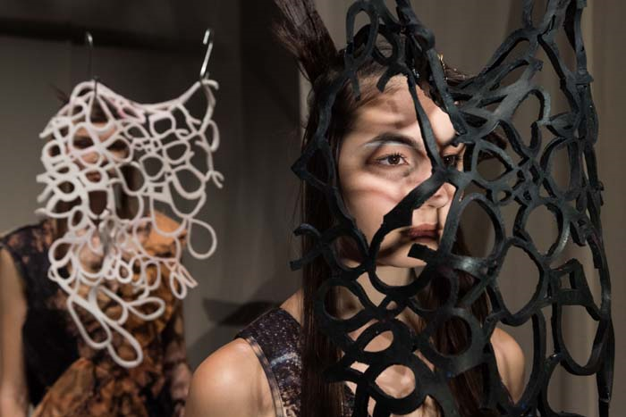 BAHAR KORÇANIN "TOZ" KOLEKSİYONU