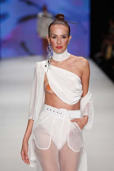 BEYAZIN HAKİMİYETİ