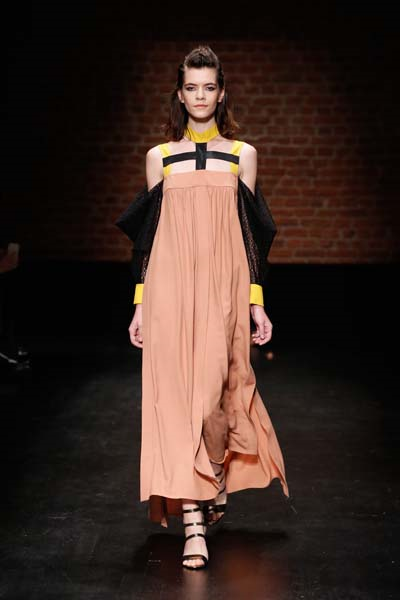 BELMA ÖZDEMİR DEFİLESİ