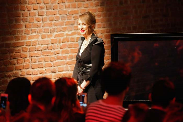 ARZU KAPROLDAN DİJİTAL PERFORMANS 