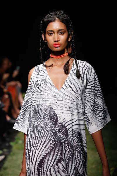 DOĞADAN İLHAM ALAN KOLEKSİYON