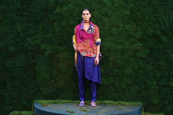 ÖZLEM SÜERDEN “GARDEN OF SIMONE" 