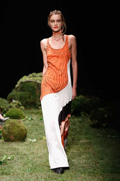 DOĞADAN İLHAM ALAN KOLEKSİYON