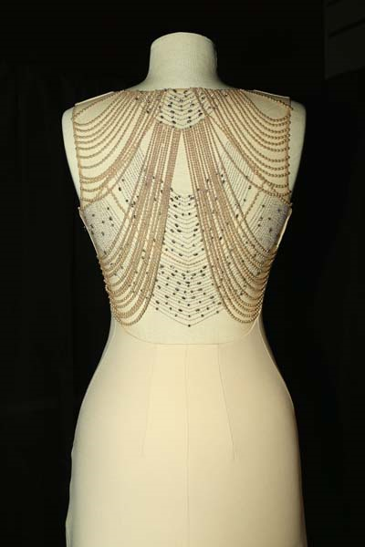 DİLEK HANİFTEN ÖZEL SERGİ