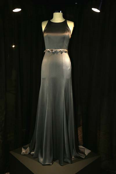 DİLEK HANİFTEN ÖZEL SERGİ