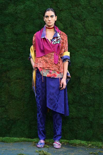 ÖZLEM SÜERDEN “GARDEN OF SIMONE" 