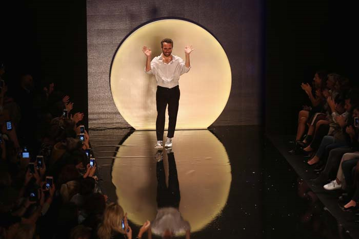 ÖZGÜR MASURDAN COUTURE KOLEKSİYON