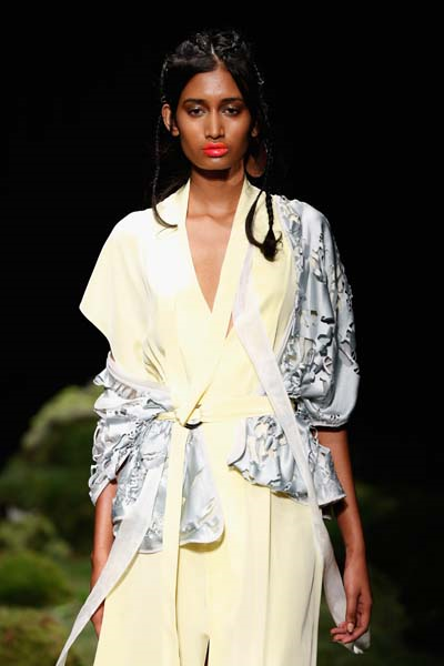 DOĞADAN İLHAM ALAN KOLEKSİYON