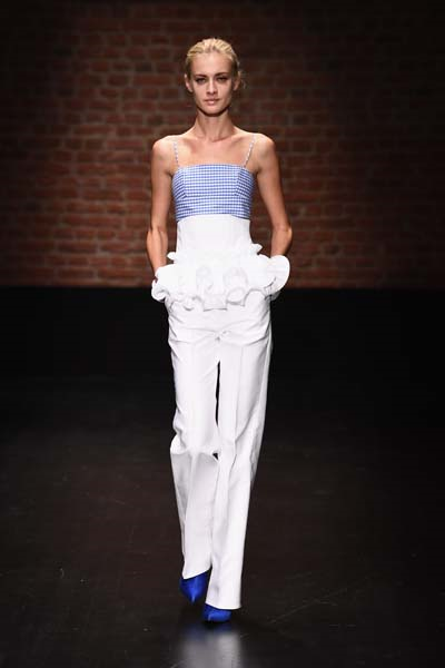 SUDIETUZDA FIRFIRLARIN DANSI