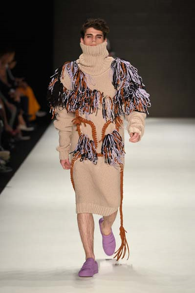 YENİ NESİL TASARIMCILARIN AYAK SESLERİ