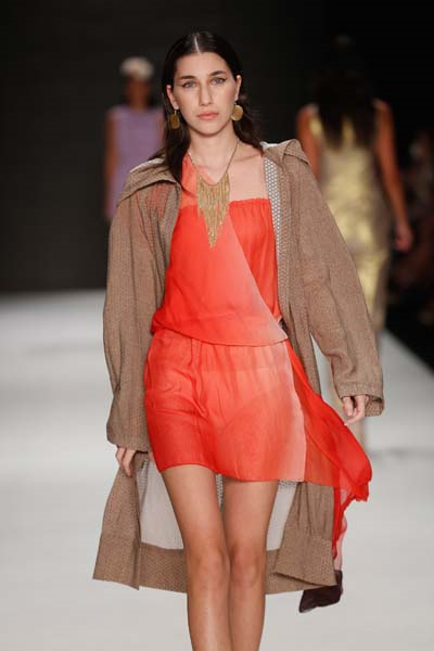 ATIL KUTOĞLUNDAN LÜKSE MODERN YORUM