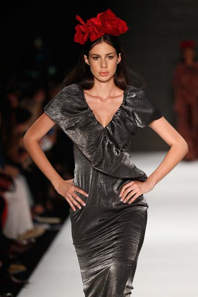 ATIL KUTOĞLUNDAN LÜKSE MODERN YORUM