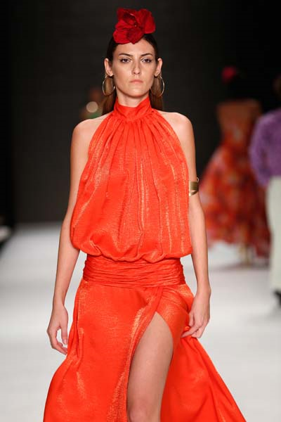 ATIL KUTOĞLUNDAN LÜKSE MODERN YORUM