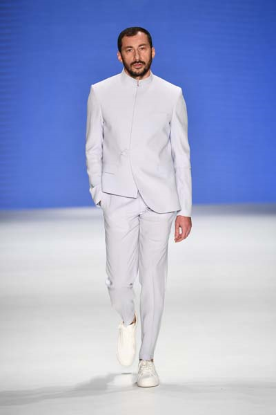 MBFWIDE AFFFAIR DEFİLESİ