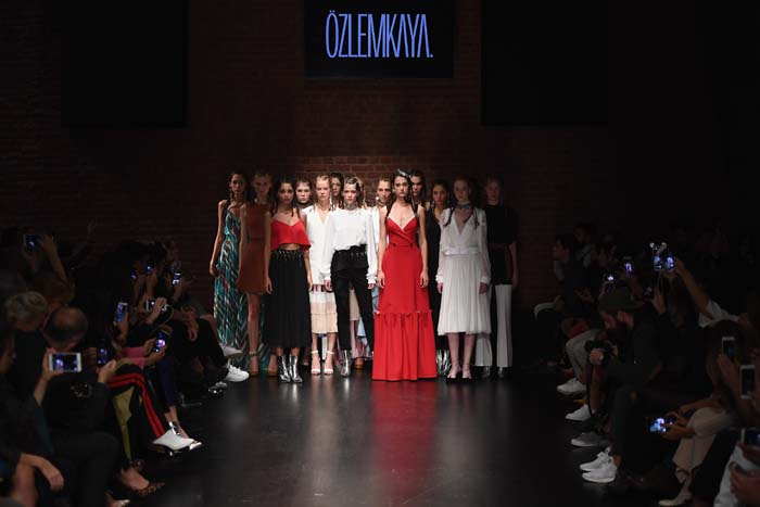 KARADENİZİN HAREKETLİ VE DOĞAL KADINLARI