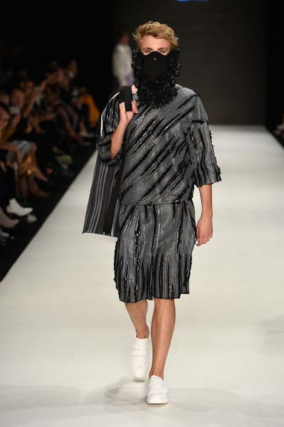 YENİ NESİL TASARIMCILARIN AYAK SESLERİ