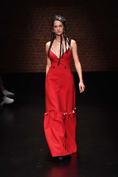 KARADENİZİN HAREKETLİ VE DOĞAL KADINLARI