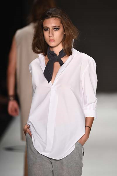 AYŞE DENİZ YEĞİN DEFİLESİ