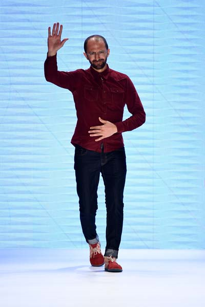 ÖZGÜR ERKEK GİYİM KOLEKSİYONU