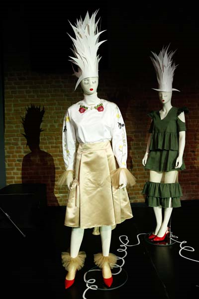 MEHTAP ELAİDİNİN SEVGİLİ GÜNLÜK KOLEKSİYONU