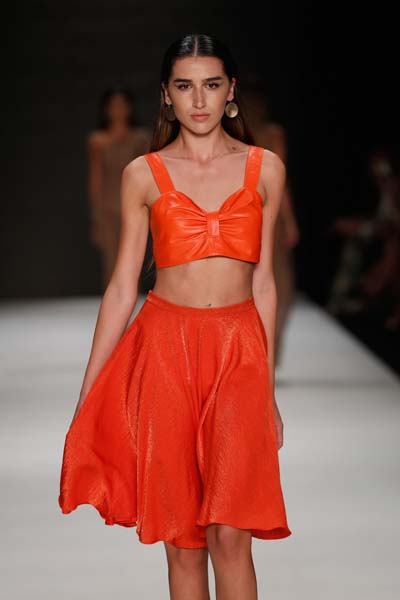 ATIL KUTOĞLUNDAN LÜKSE MODERN YORUM