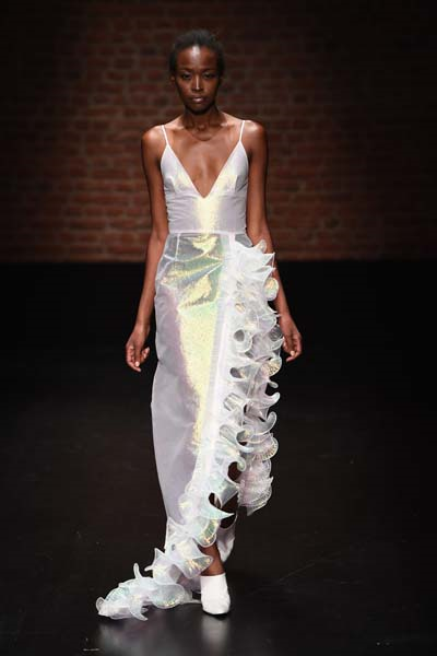 SUDIETUZDA FIRFIRLARIN DANSI