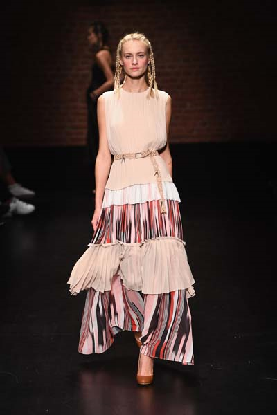 KARADENİZİN HAREKETLİ VE DOĞAL KADINLARI